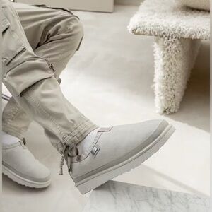 *SOLD* Limited Edition UGG x Stampd Tasman Slippers in Light Grey (Womens 6)